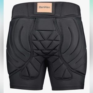 NWOT BenKen Butt Pads Snowboarding Impact Shorts